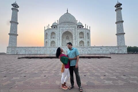 Skip the line : Taj Mahal Agra privé dagtrip vanuit Delhi met de auto