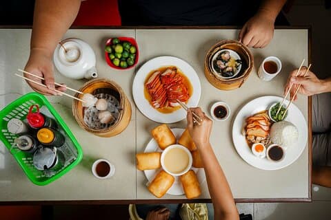 Binondo Bites Manila Food Tour with 15+ Tastings