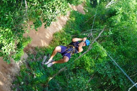 ATV Ride com Ziplines e Cave Cenote Tour de meio dia Individual