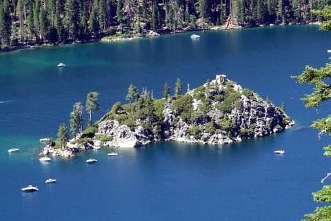 Emerald Bay privérondvaarten