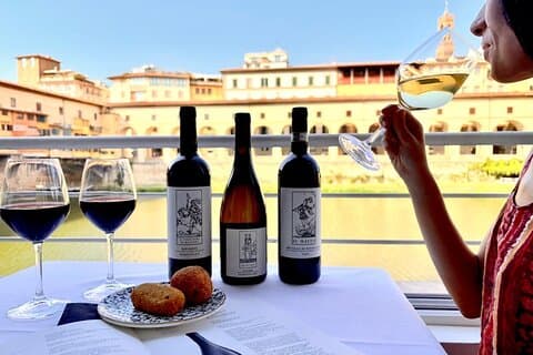 Firenze Wine Tasting a Ponte Vecchio con Sommelier