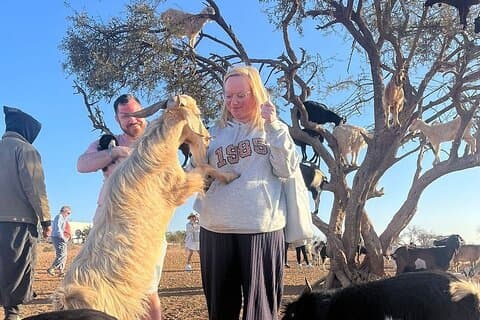アガディール＆タガズートリゾートからのツリーの旅ヤギ