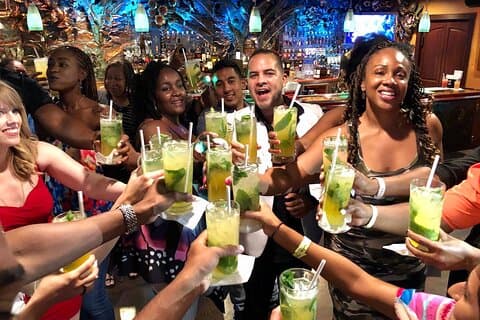 Miami : Sip & Salsa avond met lessen, Mojitos, voorgerechten & Club
