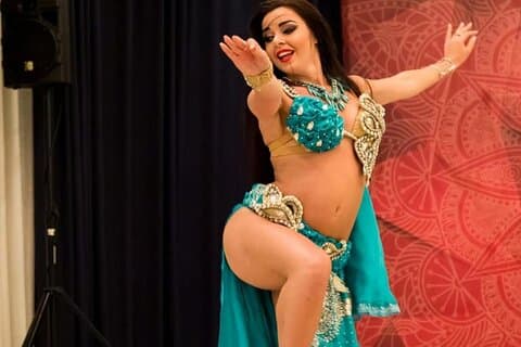 Cairo: Nile Dinner Cruise with Belly Dancer & Tanora show