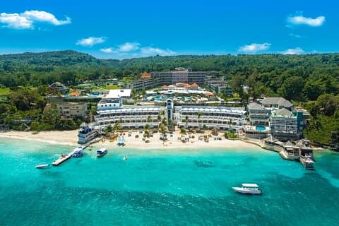Montego Bay Jamaica Flyplass Transfer til Riu / Ocho Rios Hoteller