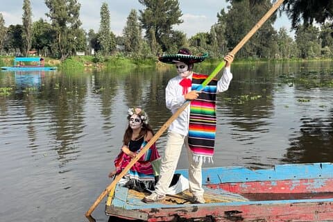 Mexico City All Inclusive boat tour Sunrise and Secrets Canals