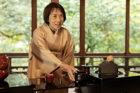 Cérémonie privée du thé dans une maison de samouraïs près de Kanazawa