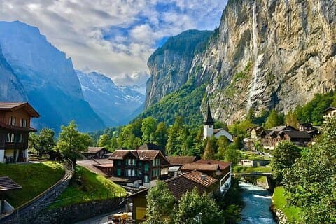 Von Luzern : Schweizer Alpen, Lauterbrunnen, Beatushöhlen Kleingruppe