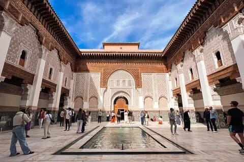 Visite à pied de Medrasa BenYosef, Palais de Bahia, Souks et Médina