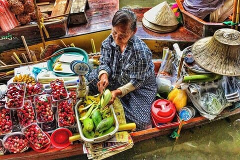 Private Floating and Train Market with Poomjai Garden