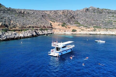 Croisière d'une journée avec déjeuner et plongée en apnée à Favignana au départ de Marsala