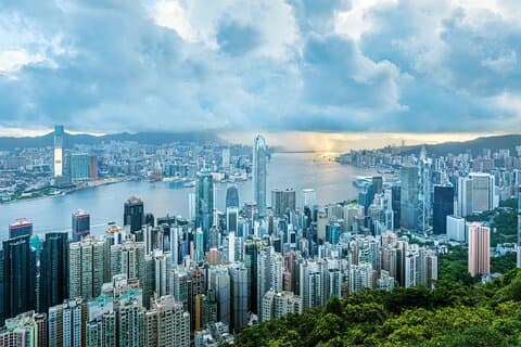 Esplora la cultura e le icone di Guangzhou da Hong Kong