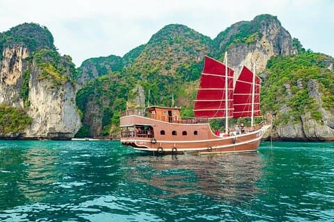 Croisière au coucher du soleil Krabi avec barbecue