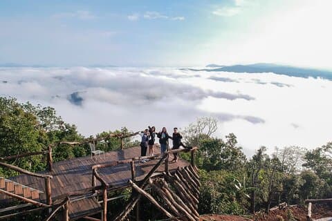 Da Lat Dawn Adventure: Mountains, Clouds & Nature
