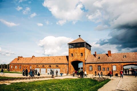 Visite guidée d'Auschwitz-Birkenau et billet avec prise en charge à l'hôtel