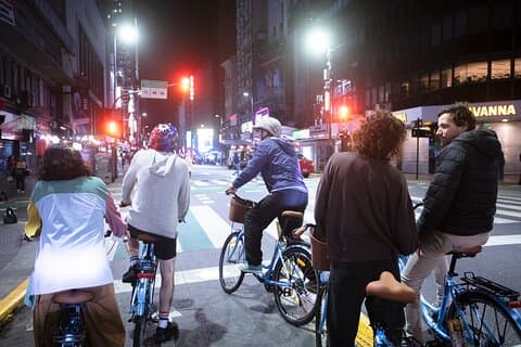 BA by Night Small Group Bike Tour Through Lit-Up Historic Streets