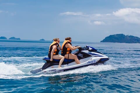 Tour in moto d'acqua di Koh Samui a Tan e Pig Island con snorkeling