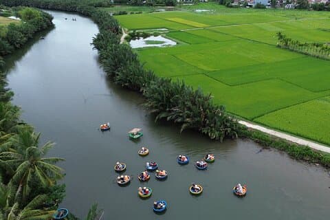 La Journée écoculturelle de Hoi An comprend un cours d'agriculture et de cuisine