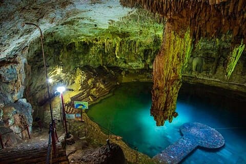 Chichen Itza äventyr med Cenote Suytun och Ikkil tur och retur