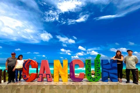 Urban mat og shopping opplevelse på Cancun