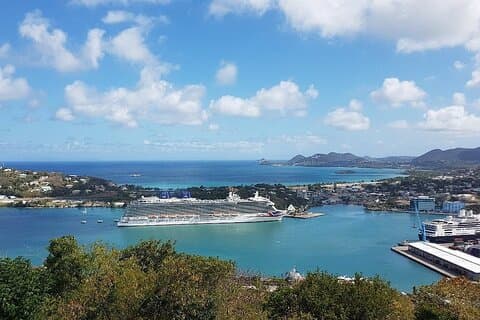 St Lushian Sea och Land Tour för 3 timmar Castries till Marigot Bay