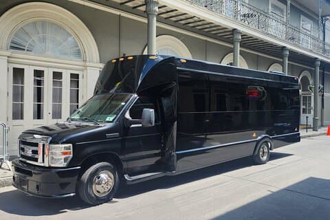 24 Passenger Luxury Mini Bus