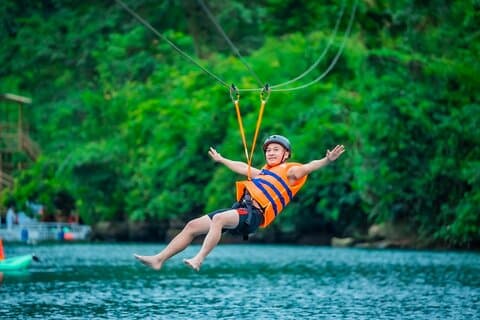 Hoteller i nærheden af Paradise Cave and Hava Valley with Zipline Kayaking All Inclusive