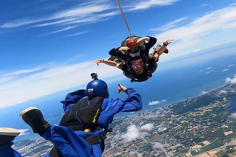 Tandem skydiven met video/foto opname in Pattaya