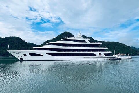 Scarlet Pearl Cruise - The Pearl of Halong Wonder (2 dage/1 nat)