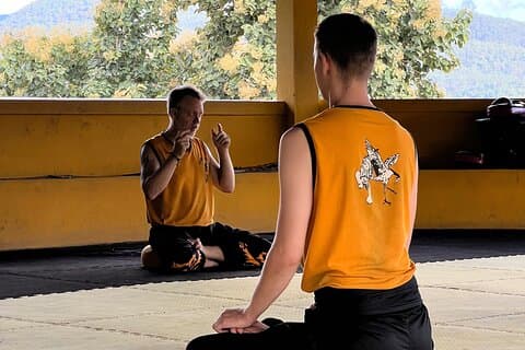 Aula de meditação da tarde