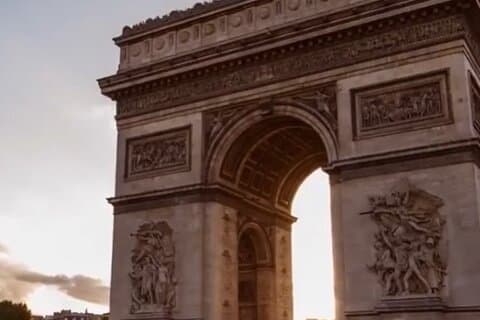 ル・アーヴル発パリ・ノルマンディーツアー