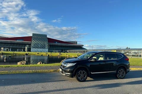 Privat flygplatstransfer från Reykjavík till Keflavík (KEF) Flygplats