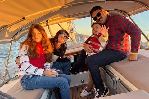 Viaje privado en velero por la bahía de Monterey
