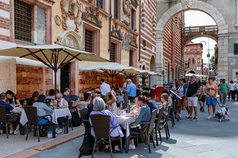 Verona Verkostungstour mit Amarone und lokalen Köstlichkeiten