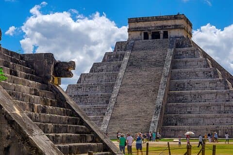 Tur på Chichen Itza med Cenote och Valladolid Tur och retur