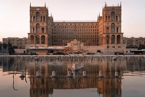 Alte und moderne Baku Tour