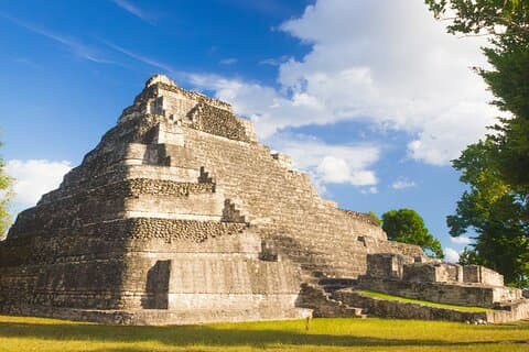 Chacchoben Ruins and Bacalar Boat Tour with Lunch