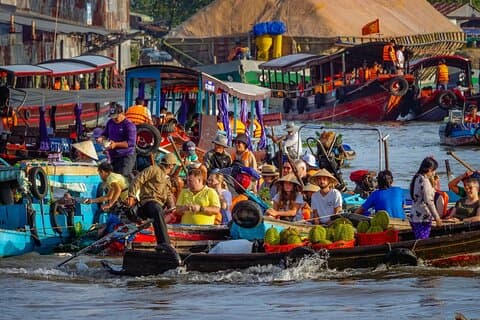 Exploring Mekong Delta and Cai Rang Market
