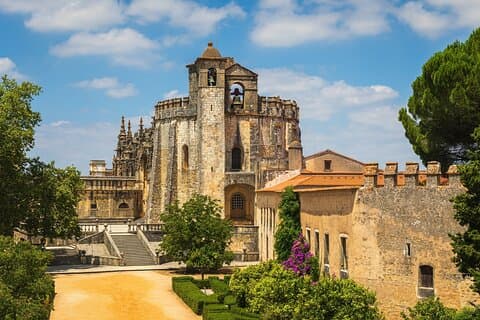 Tour privato di un giorno storico di Tomar e Almourol da Lisbona