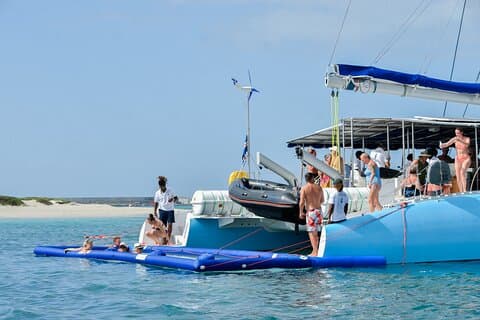 Boa Vista Catamaran Tour : All Inclusive Bay kryssning