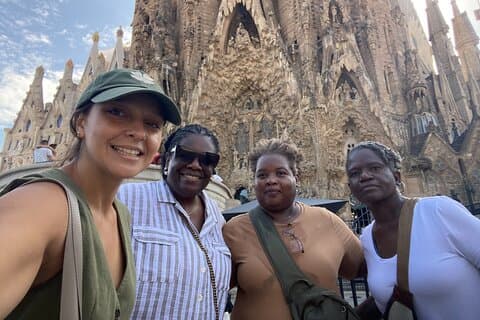 Sagrada Familia & Gaudi Tour Privat eller lille gruppe med billetter