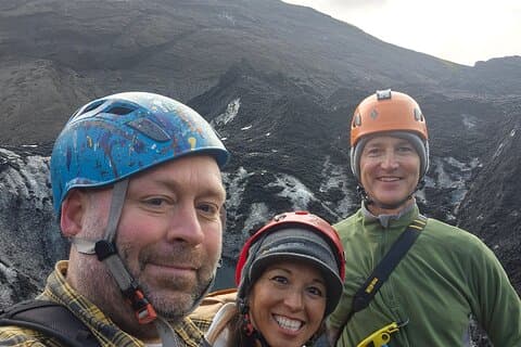 Iceland 2-Day Tour: Golden Circle, South Coast & Northern Lights