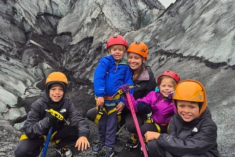 Privat gletsjervandring på stedet Sólheimajökull