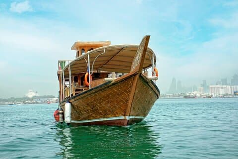 Doha: Traditionel Dhow Cruise Tour med middag om bord