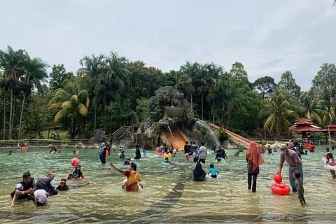 Sungkai Hot Springs & Nature Park Tour from Kuala Lumpur