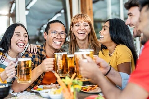 Tour guidato privato di degustazione di birra Inglese dei pub di Edimburgo