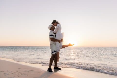 Private Vacation Photoshoot with Photographer in Virginia Beach