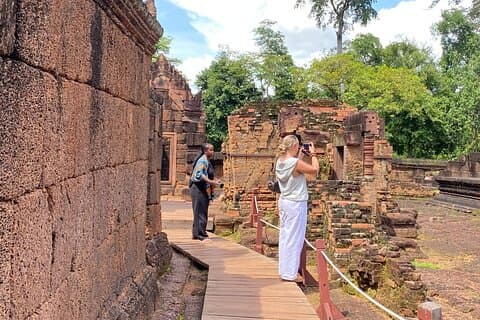 Private Gruppen-Tempeltour durch Banteay Srei und Roluos