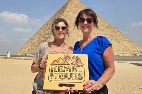 VIP All Inclusive Gizeh Pyramiden Saqqara Tour vom Hafen Alexandria