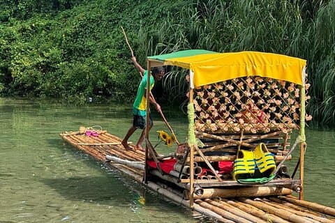 Giamaica Bamboo River Rafting & River Tubing Adventure